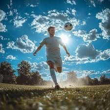 队报专访卡卢卢：阅读和电影是我生命中的重要部分